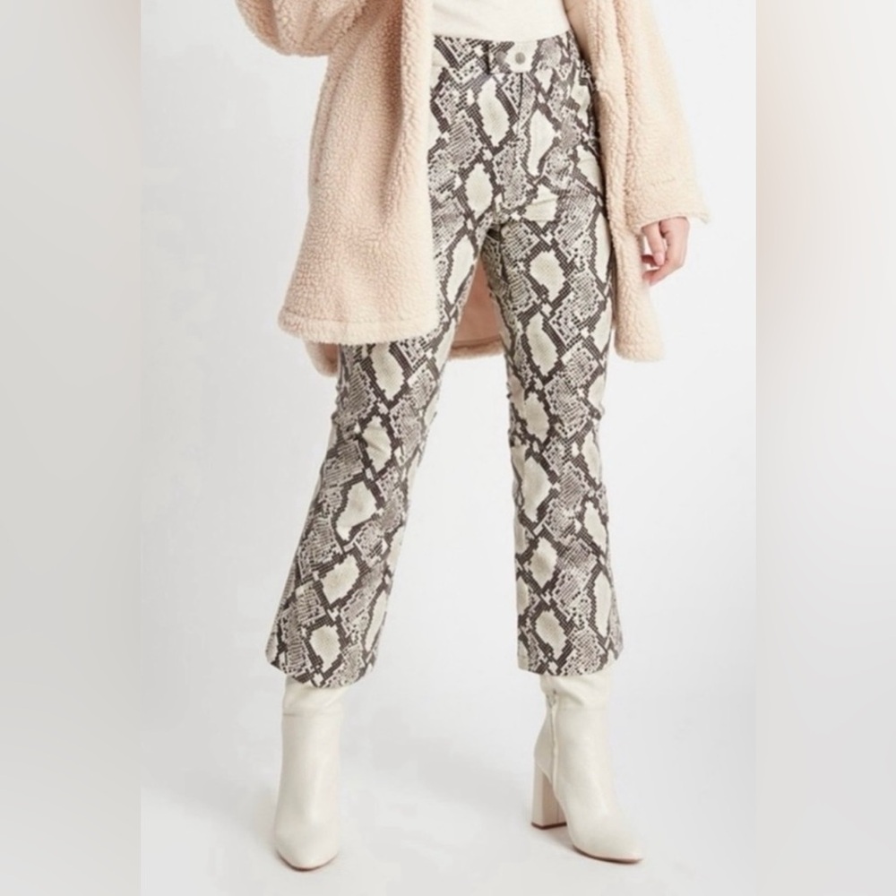 Choosy Faux Snake Print‎ Flare Crop Pants Size 2